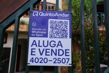 Casa para alugar com 580m², 4 quartos e 8 vagas Casa para alugar com 580m², 4 quartos e 8 vagasPlaca Quinto Andar