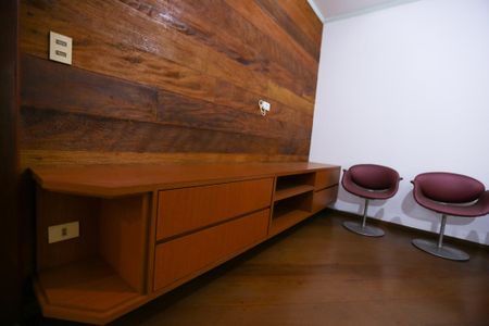 Casa para alugar com 580m², 4 quartos e 8 vagas Casa para alugar com 580m², 4 quartos e 8 vagasDetalhe Sala