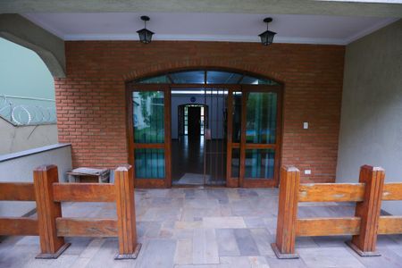 Casa para alugar com 580m², 4 quartos e 8 vagas Casa para alugar com 580m², 4 quartos e 8 vagasVaranda da Sala