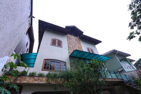 Casa para alugar com 580m², 4 quartos e 8 vagas Casa para alugar com 580m², 4 quartos e 8 vagasFachada