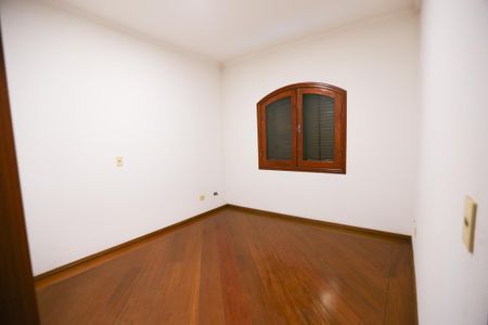 Casa para alugar com 580m², 4 quartos e 8 vagas Casa para alugar com 580m², 4 quartos e 8 vagasQuarto 2