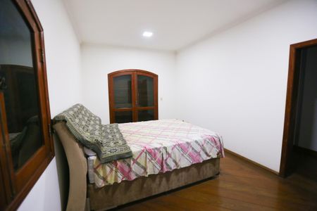 Casa para alugar com 580m², 4 quartos e 8 vagas Casa para alugar com 580m², 4 quartos e 8 vagasQuarto 4