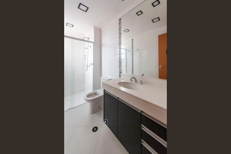 Apartamento à venda com 102m², 3 quartos e 3 vagasBanheiro do Quarto 3