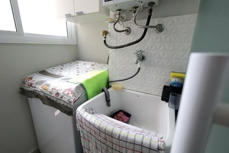 Apartamento à venda com 46m², 2 quartos e 1 vaga Apartamento à venda com 46m², 2 quartos e 1 vagaÁrea de Serviço