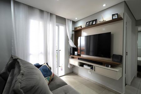 Apartamento à venda com 46m², 2 quartos e 1 vaga Apartamento à venda com 46m², 2 quartos e 1 vagaSala
