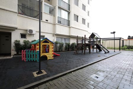 Apartamento à venda com 46m², 2 quartos e 1 vaga Apartamento à venda com 46m², 2 quartos e 1 vagaÁrea comum - Playground