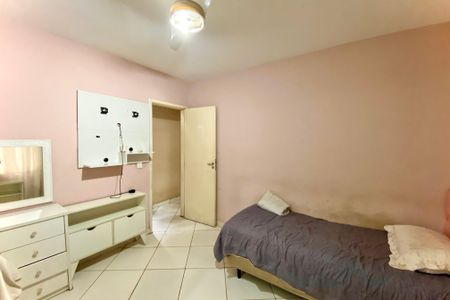 Apartamento para alugar com 160m², 3 quartos e sem vaga