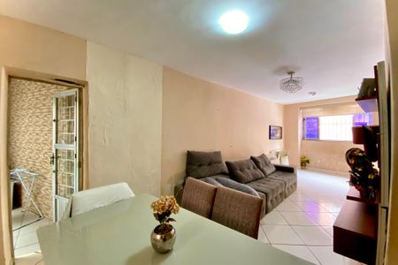 Apartamento para alugar com 160m², 3 quartos e sem vaga