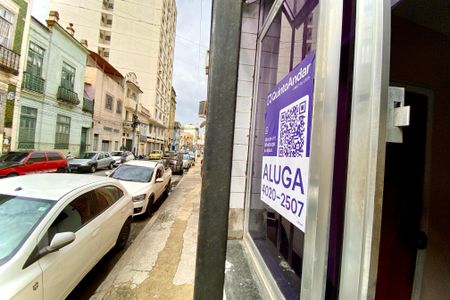 Apartamento para alugar com 160m², 3 quartos e sem vaga