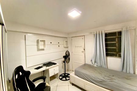Apartamento para alugar com 160m², 3 quartos e sem vaga