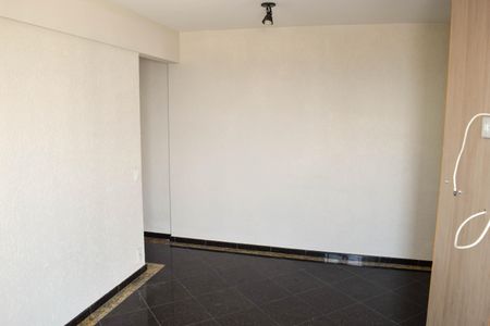 Apartamento para alugar com 3 quartos, 73m² em Vila Esperança, São Paulo