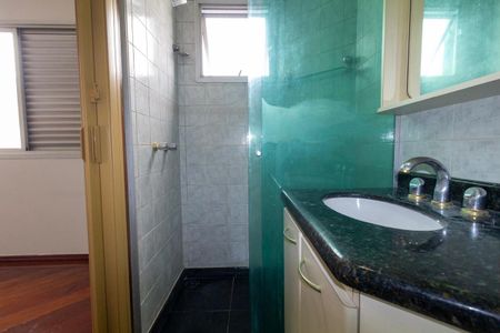 Apartamento para alugar com 73m², 3 quartos e 2 vagasBanheiro da Suíte