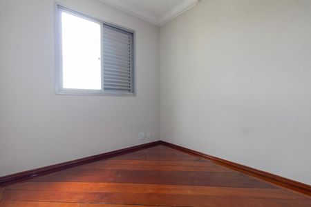 Apartamento para alugar com 73m², 3 quartos e 2 vagasQuarto 2