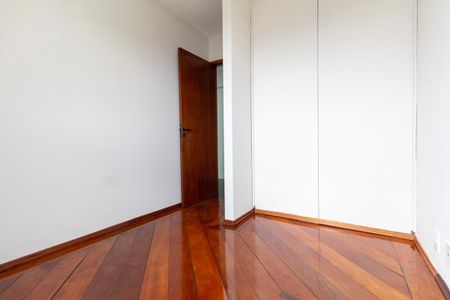 Apartamento para alugar com 73m², 3 quartos e 2 vagasQuarto 2