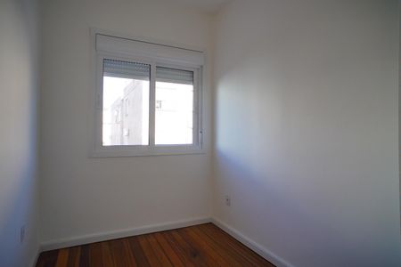 Quarto 1 de apartamento para alugar com 3 quartos, 89m² em São Sebastião, Porto Alegre