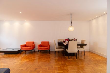 Sala de apartamento para alugar com 3 quartos, 130m² em Liberdade, São Paulo