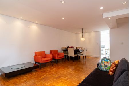 Sala de apartamento para alugar com 3 quartos, 130m² em Liberdade, São Paulo