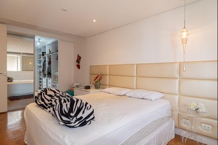 Apartamento para alugar com 130m², 3 quartos e 1 vagaSuíte