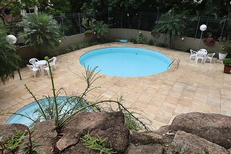 Apartamento à venda com 224m², 2 quartos e 2 vagasÁrea comum - Piscina