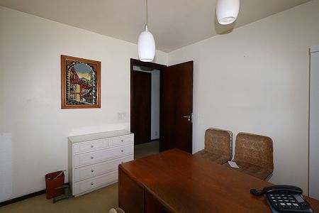 Apartamento à venda com 224m², 2 quartos e 2 vagasQuarto 2