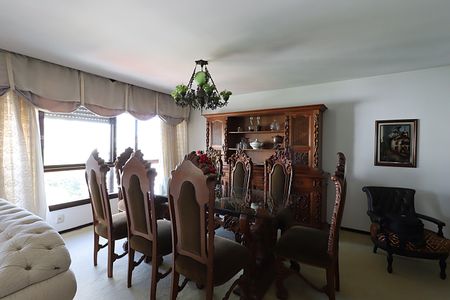 Apartamento à venda com 224m², 2 quartos e 2 vagasSala