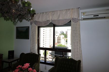 Apartamento à venda com 224m², 2 quartos e 2 vagasJanela 2 da Sala