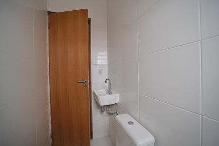 Casa à venda com 130m², 3 quartos e 3 vagasBanheiro 2