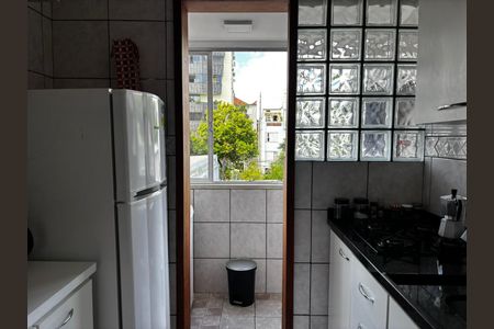 Cozinha de apartamento à venda com 1 quarto, 45m² em Menino Deus, Porto Alegre