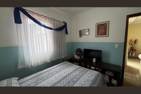 Apartamento à venda com 120m², 2 quartos e 2 vagasQuarto