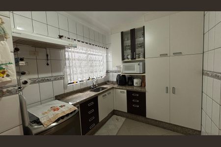 Apartamento à venda com 120m², 2 quartos e 2 vagasCozinha
