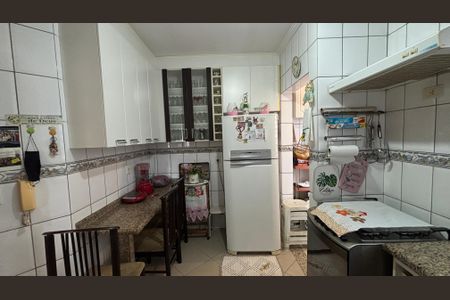 Apartamento à venda com 120m², 2 quartos e 2 vagasCozinha