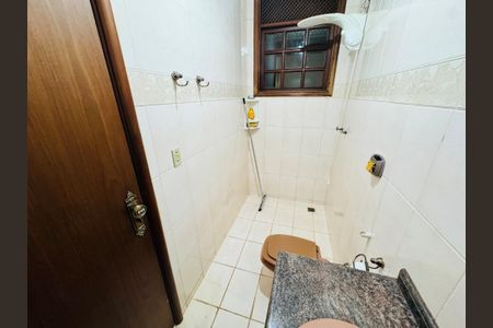 Casa para alugar com 2400m², 6 quartos e 4 vagasBanheiro
