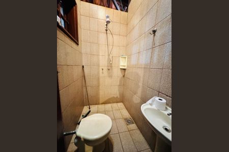Casa para alugar com 2400m², 6 quartos e 4 vagasBanheiro Externo