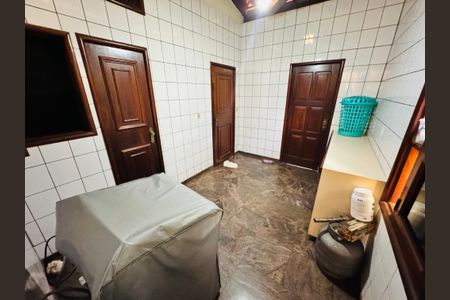 Casa para alugar com 2400m², 6 quartos e 4 vagasÁrea de Serviço