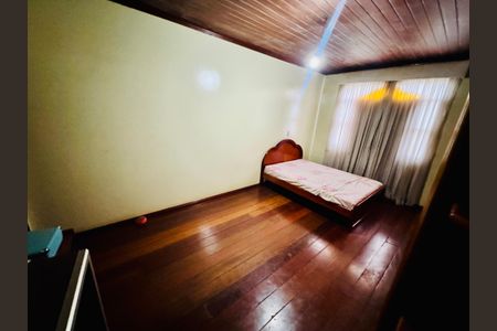 Casa para alugar com 2400m², 6 quartos e 4 vagasQuarto