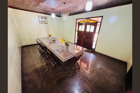 Casa para alugar com 2400m², 6 quartos e 4 vagasSala de Jantar