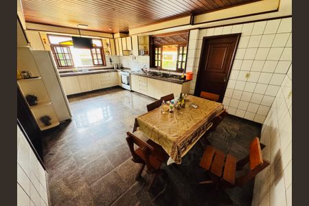 Casa para alugar com 2400m², 6 quartos e 4 vagasCozinha