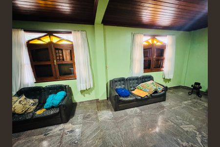 Casa para alugar com 2400m², 6 quartos e 4 vagasSala/Quarto