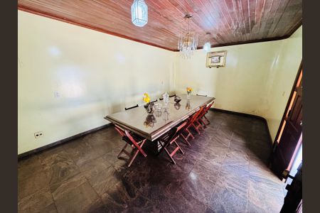 Casa para alugar com 2400m², 6 quartos e 4 vagasSala de Jantar