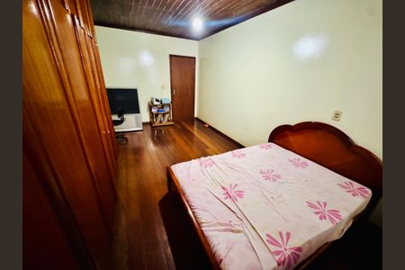 Casa para alugar com 2400m², 6 quartos e 4 vagasQuarto