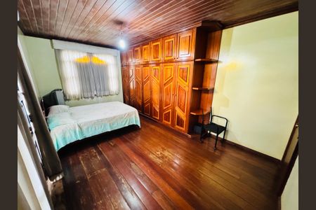 Casa para alugar com 2400m², 6 quartos e 4 vagasQuarto