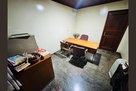 Casa para alugar com 2400m², 6 quartos e 4 vagasQuarto