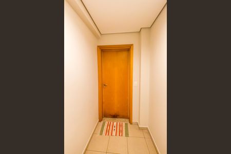 Apartamento à venda com 201m², 3 quartos e 4 vagas Apartamento à venda com 201m², 3 quartos e 4 vagasEntrada