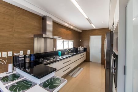 Apartamento à venda com 201m², 3 quartos e 4 vagas Apartamento à venda com 201m², 3 quartos e 4 vagasCozinha