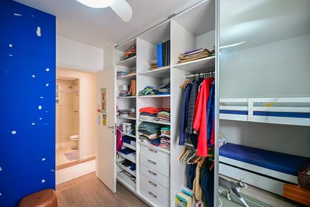 Apartamento à venda com 80m², 2 quartos e 2 vagasQuarto