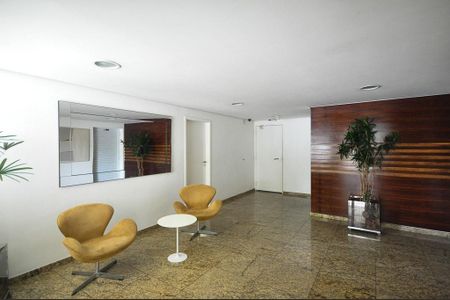 Apartamento à venda com 80m², 2 quartos e 2 vagasHall Social