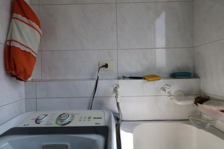 Apartamento à venda com 70m², 2 quartos e 1 vagaÁrea de Serviço