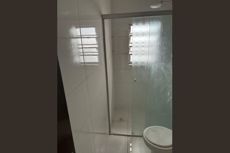Casa à venda com 181m², 2 quartos e 2 vagasBanheiro