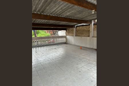 Casa à venda com 181m², 2 quartos e 2 vagasÁrea externa