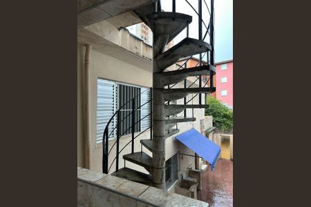 Casa à venda com 181m², 2 quartos e 2 vagasÁrea externa